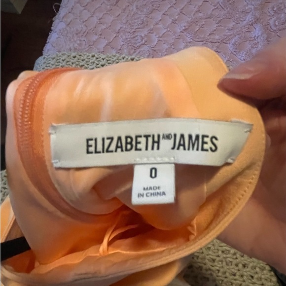 Elizabeth James dress size 0 peach color - Picture 5 of 5